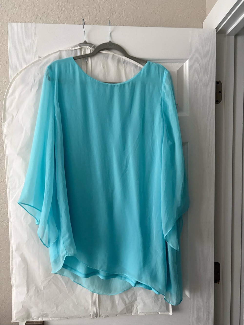 Chico's Turquoise Sheer Flutter-Sleeve Blouse size 18 or Chicos 3 - Picture 1 of 1
